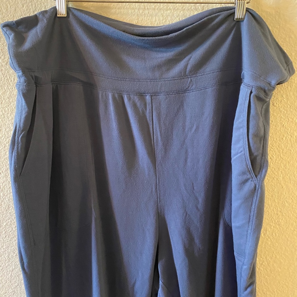 Cotton plus size joggers - Picture 2 of 5